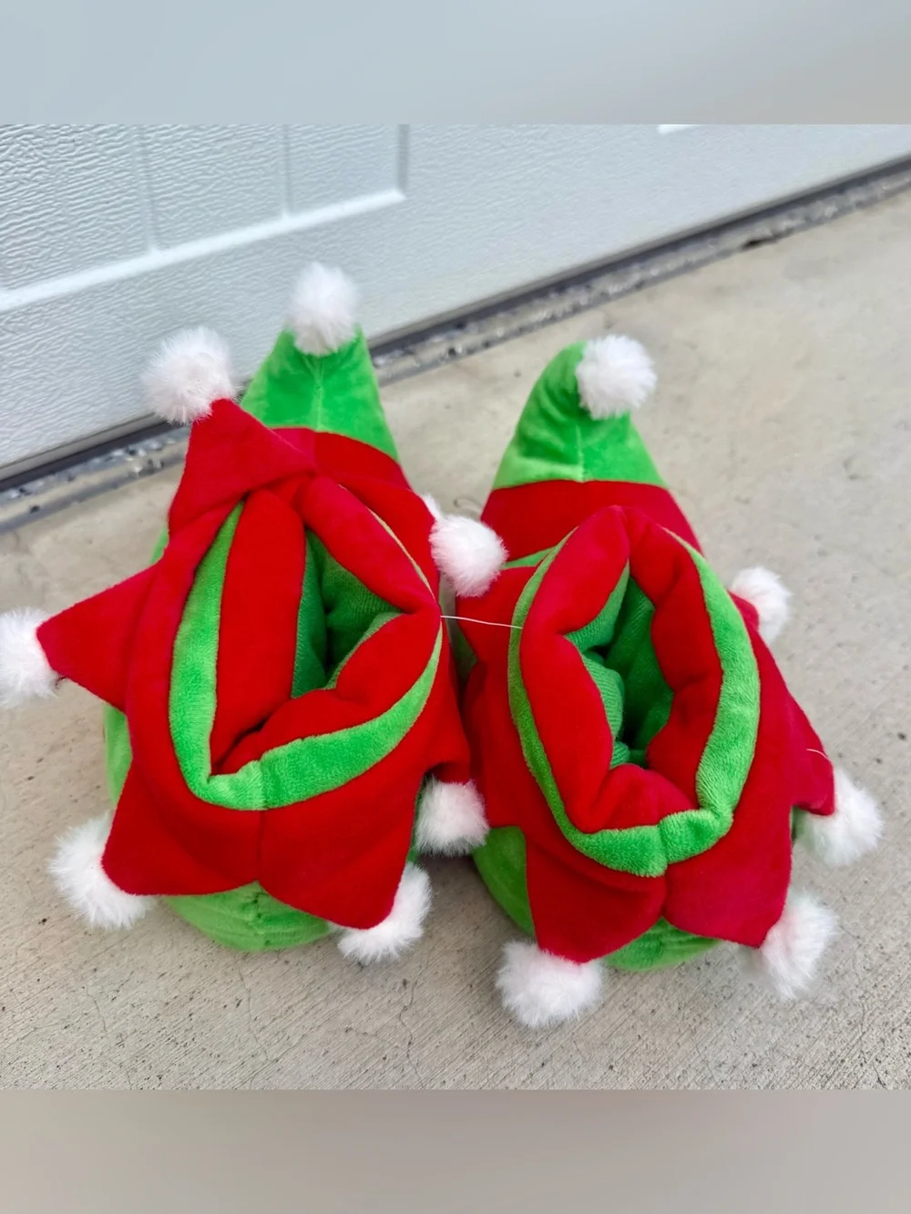 NWT Buc-ee’s Holiday Elf Slippers Size 11-12 🌲🌲🌲